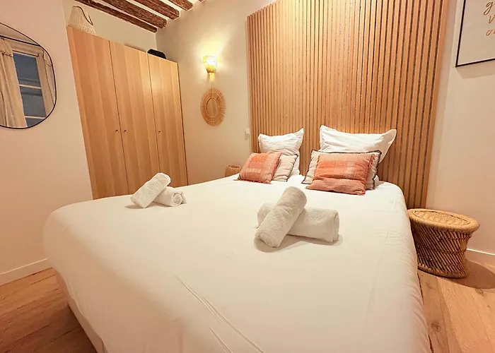 Saint Germain By Melvane شقة